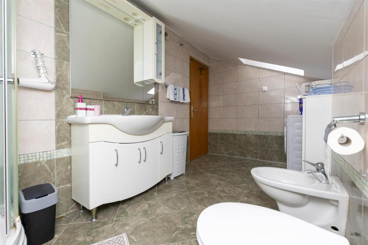 Apartment Ivanka Omiš Exterior foto