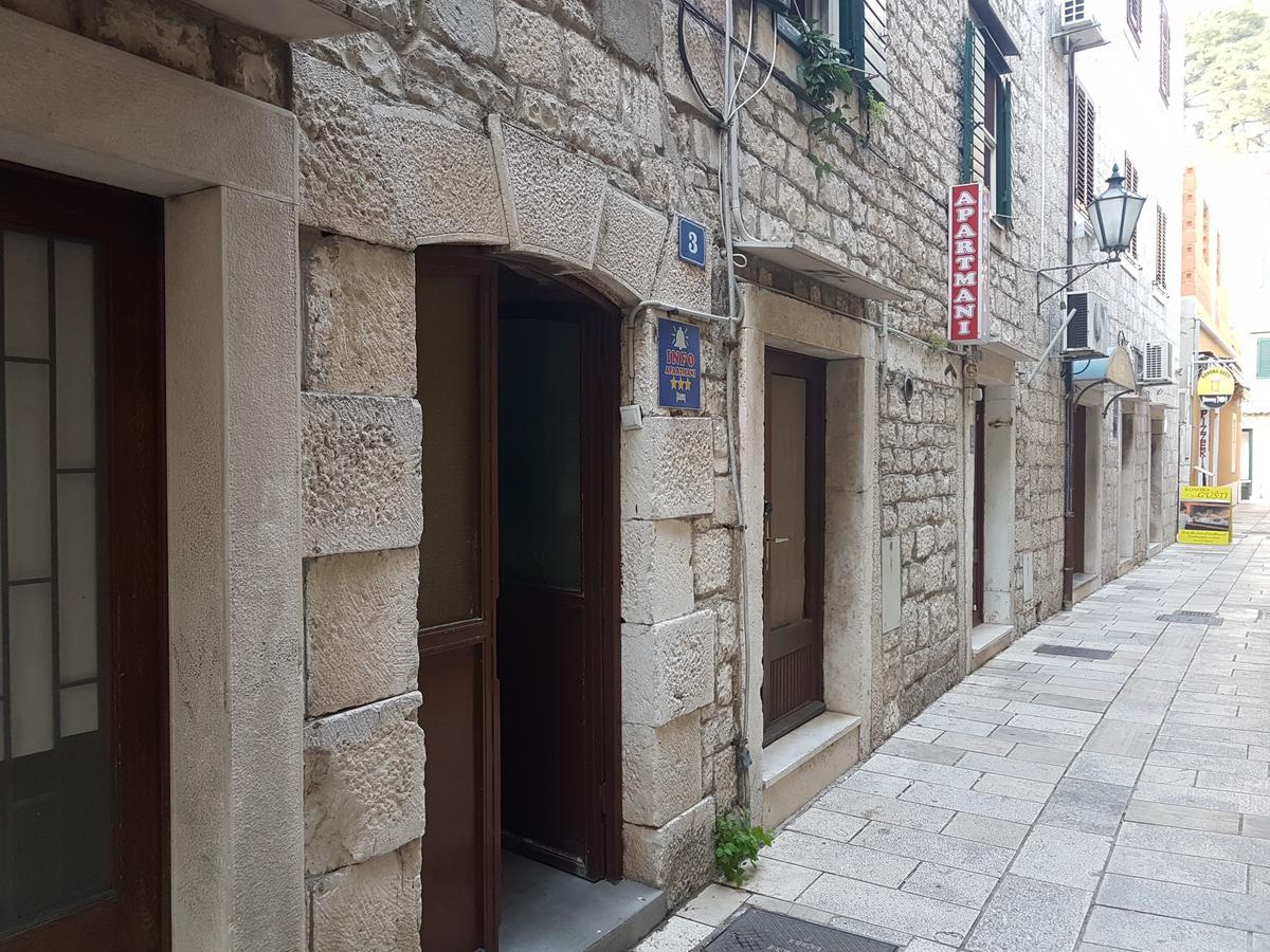 Apartment Ivanka Omiš Exterior foto